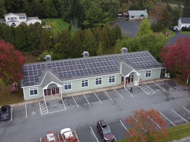 Hinesburg Library Celebrates Earth Day with Green Mountain Solar